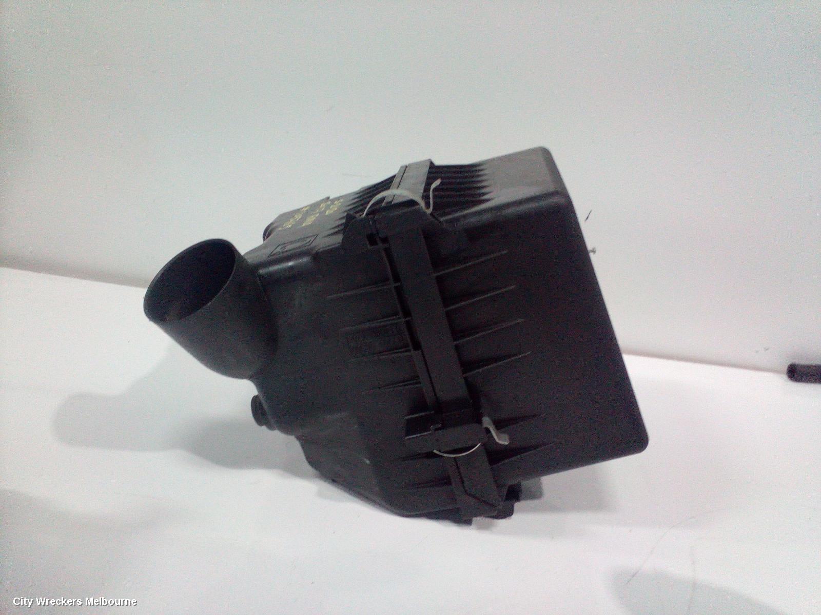 TOYOTA RAV4 AIR CLEANER/BOX, AIR CLEANER, ALA49R, 2.2, DIESEL, 12/2012 - 11/2018 - Image 3