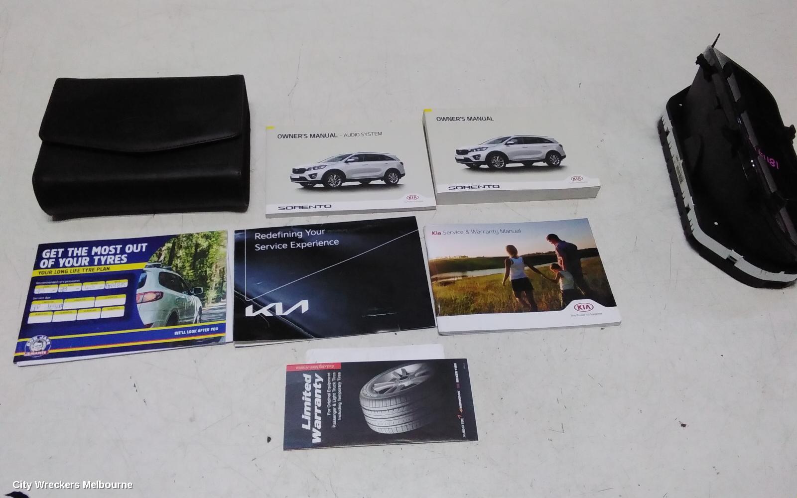KIA SORENTO OWNERS HANDBOOK, UM, 03/2015 - 02/2020 - Image 1