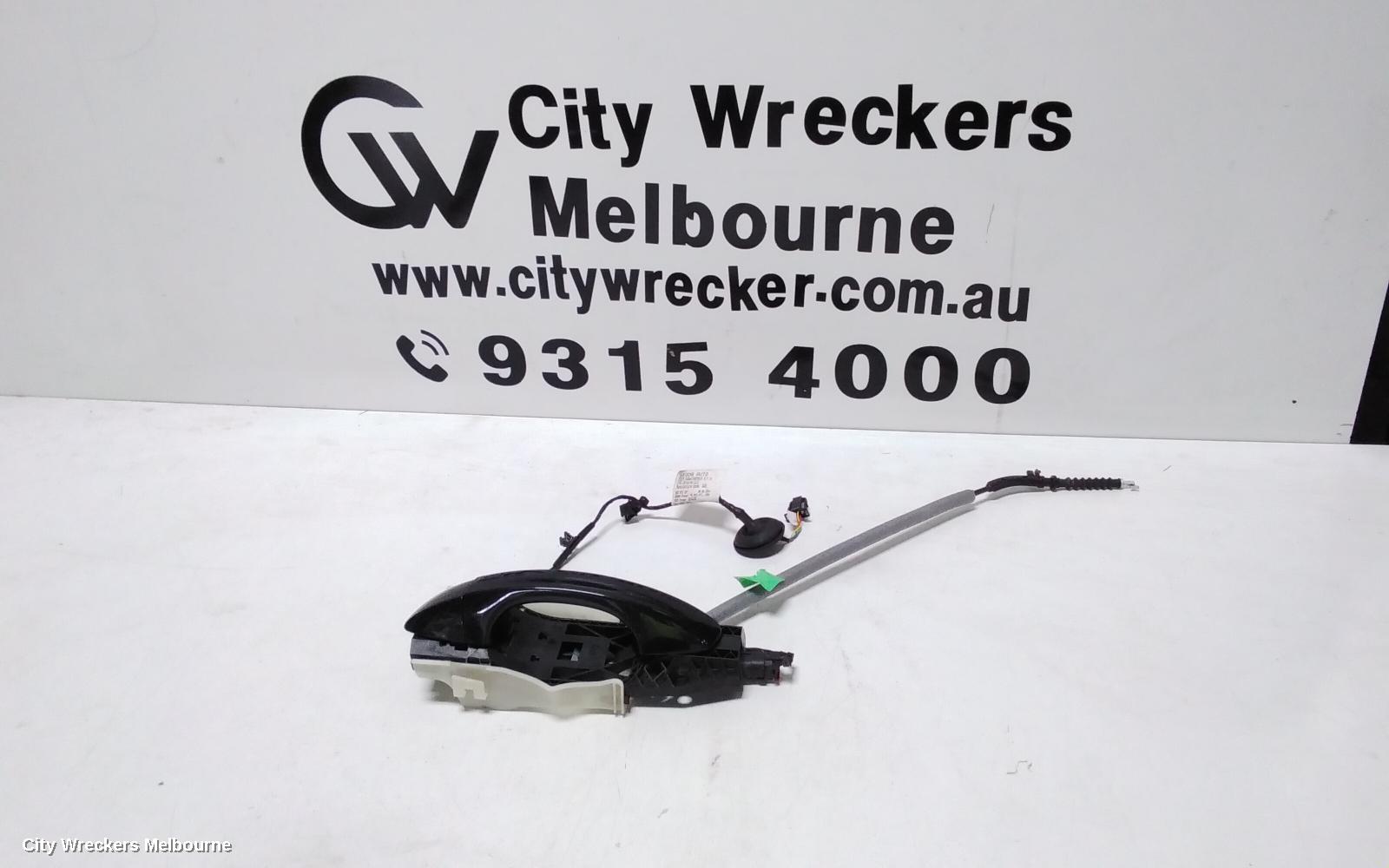 SKODA OCTAVIA DOOR HANDLE, NE, 09/2013 - 09/2020 - Image 1