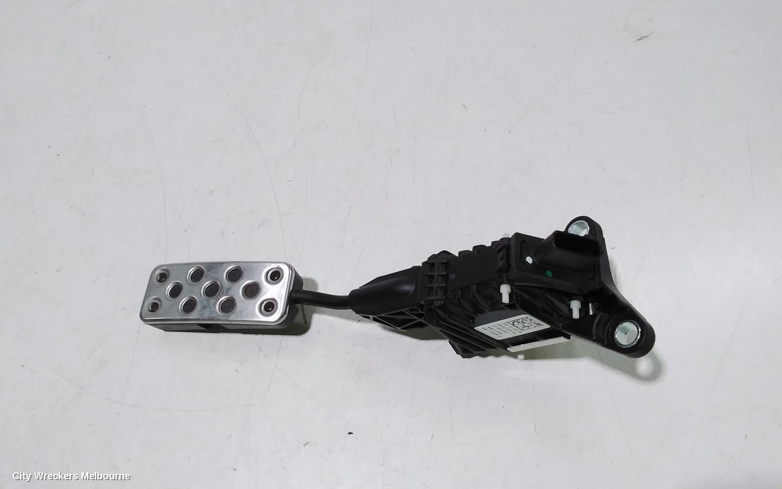HONDA CIVIC PEDAL ASSEMBLY, 10TH GEN, 05/2016 - 08/2021 - Image 3