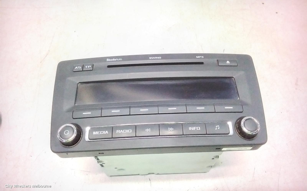 SKODA OCTAVIA RADIO/CD/DVD/SAT/TV, SINGLE DISC CD PLAYER (SWING), 1Z, 05/2009 - 10/2013 - Image 3