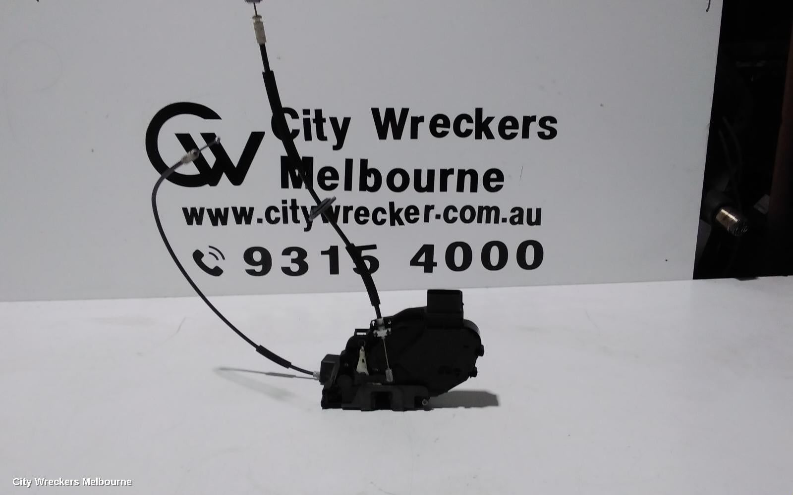 LAND ROVER RANGEROVER SPORT DOOR/BOOT/GATE LOCK, LEFT FRONT DOOR LOCK, L320, NON KEYLESS ENTRY TYPE, 08/2005 - 05/2013 - Image 2