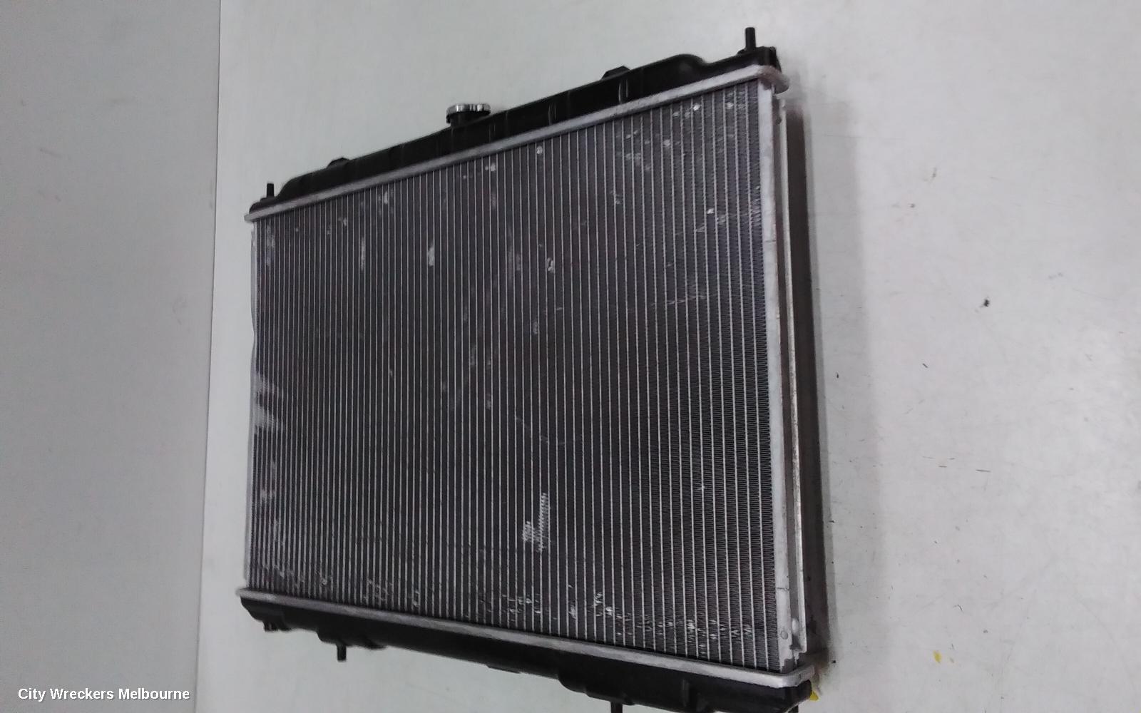 NISSAN XTRAIL RADIATOR, AUTO, PETROL, T30, 10/2001 - 09/2007 - Image 3