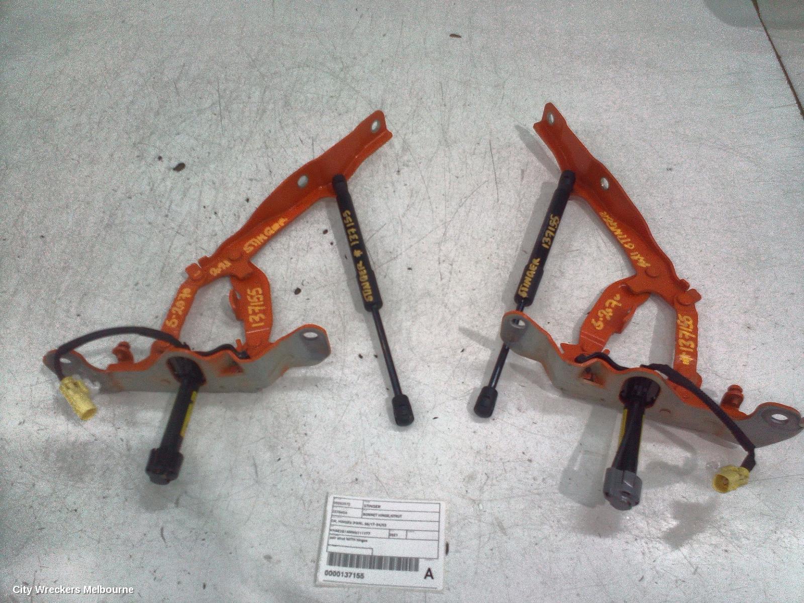 KIA STINGER BONNET HINGE/STRUT, CK, HINGES (PAIR), 06/2017 - 04/2023 - Image 1